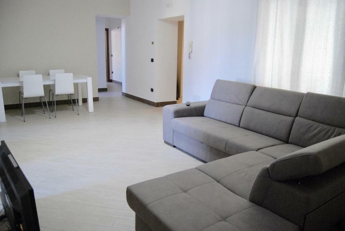 דירות קסטלמרה די סטביה La Soffitta Vicino Al Mare מראה חיצוני תמונה